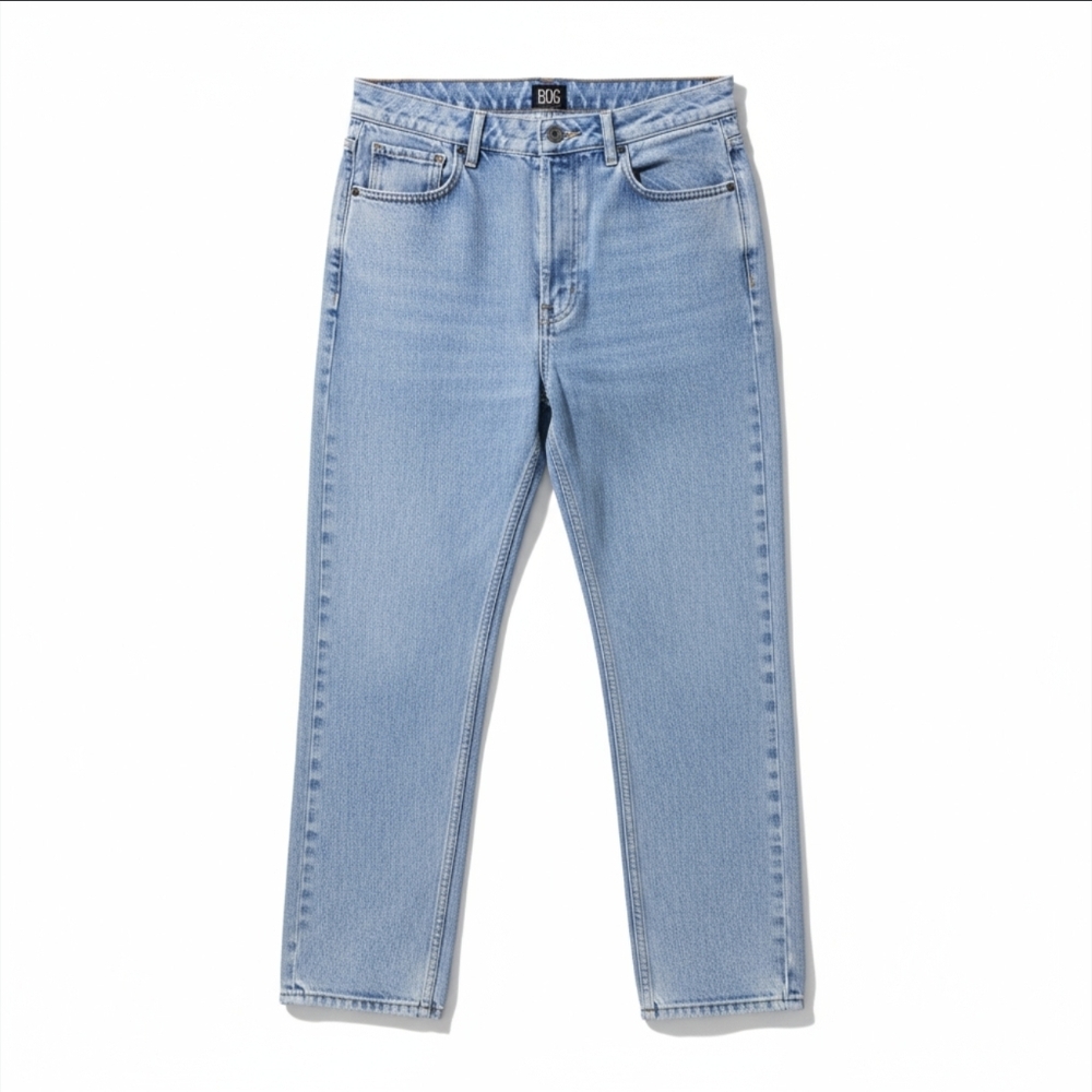 BDG Urban Outfitters Women's High-Rise Mom Jeans - Chemical Wash Light Blue